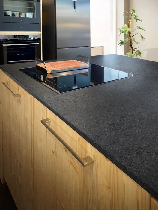 Cosmolite, material revoluționar pentru un blat de bucătărie modern, durabil și elegant
