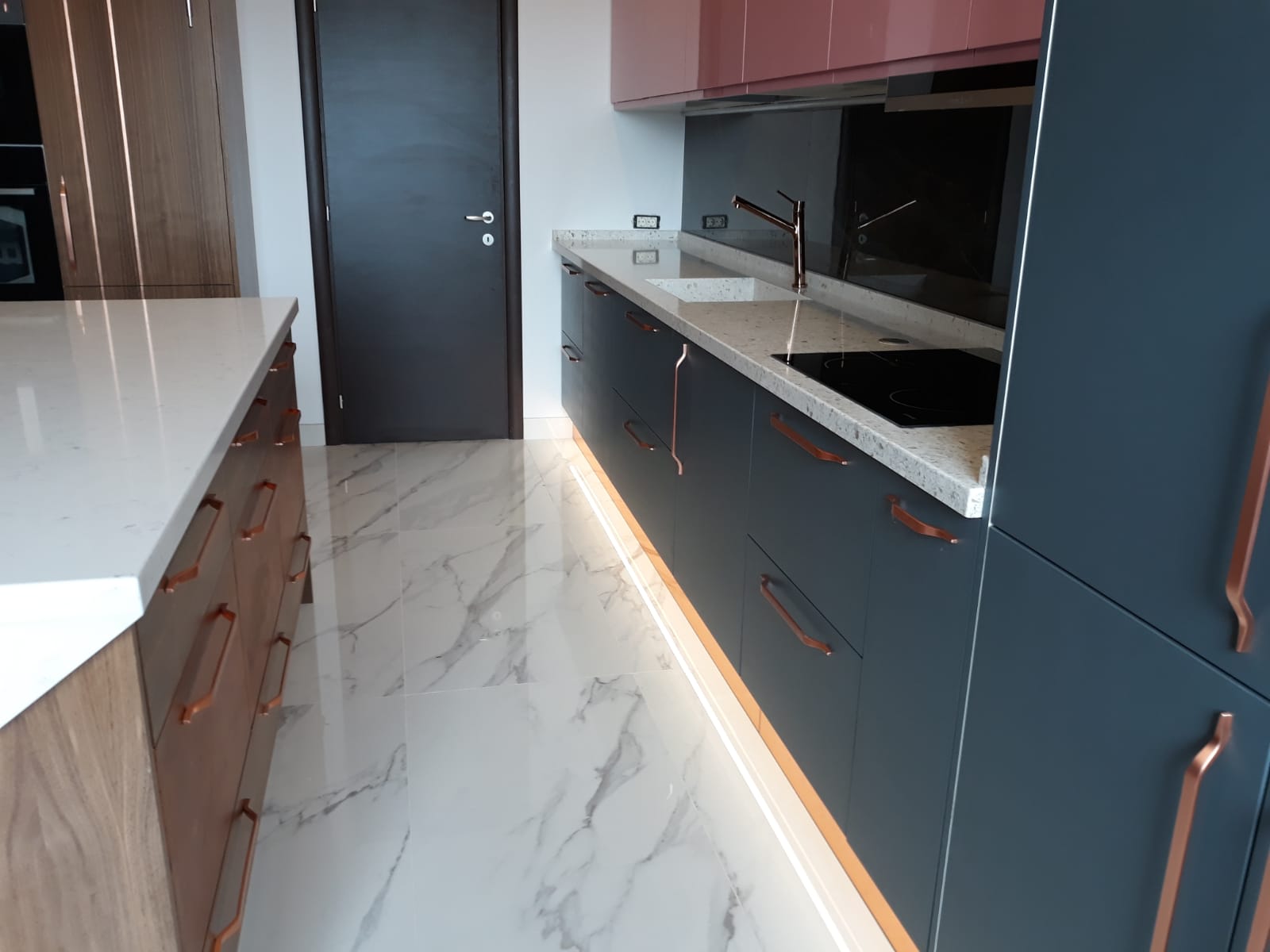 Blat Bucatarie quartz Cashmere Carrara – Bucuresti — imaginea 7
