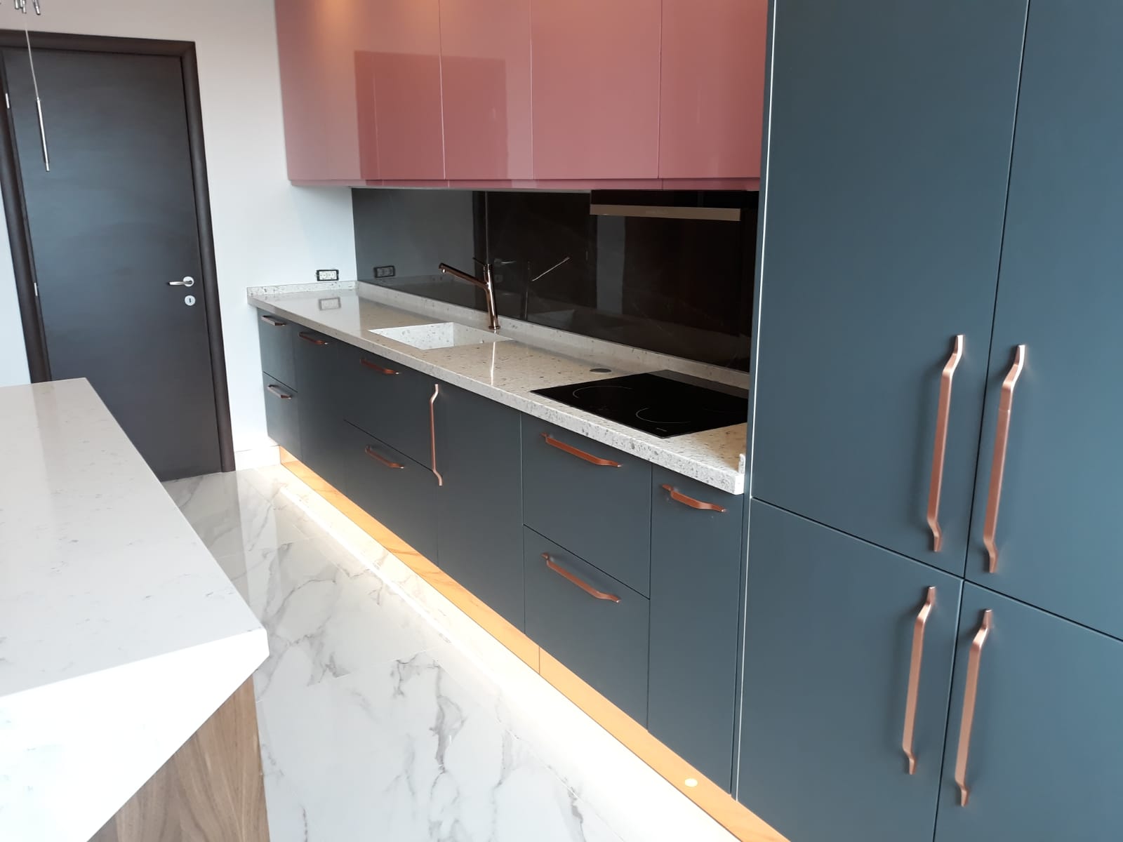 Blat Bucatarie quartz Cashmere Carrara – Bucuresti — imaginea 11
