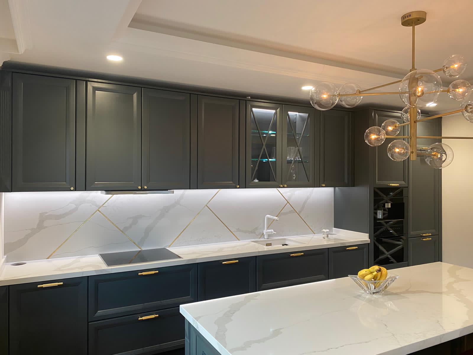 Blat Bucatarie Quartz Marmorea Golden 01 – Bistrita