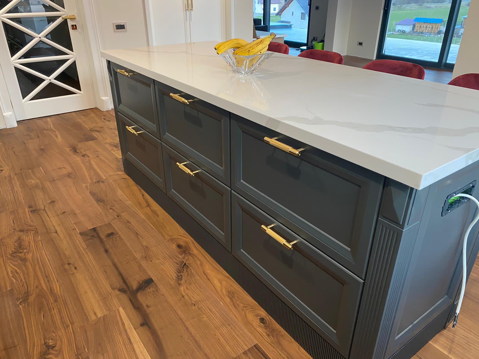 Blat Bucatarie Quartz Marmorea Golden 01 – Bistrita — imaginea 5