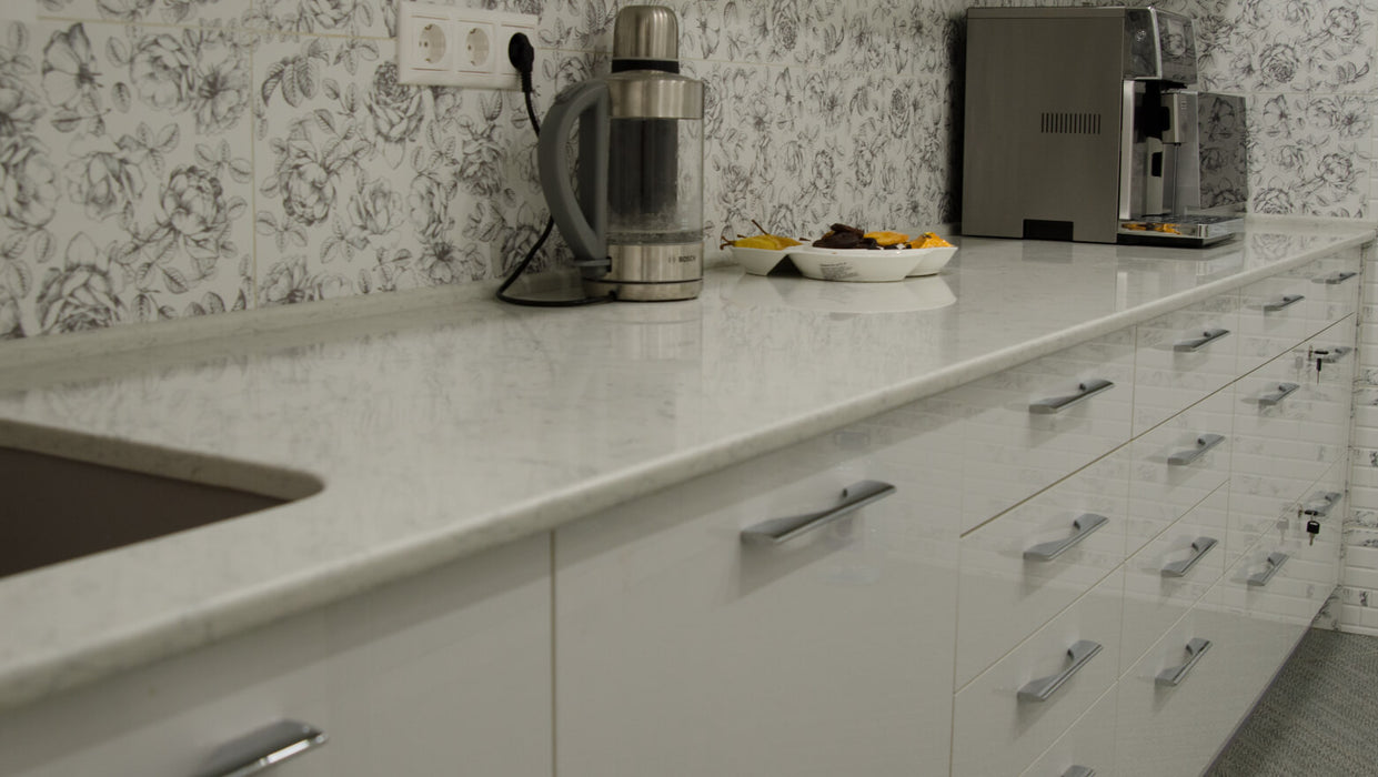 Lastra QUARTZ NOBLE CARRARA