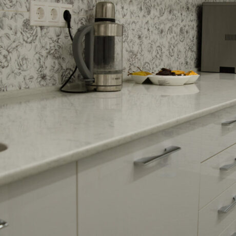 Blat de bucatarie QUARTZ NOBLE CARRARA