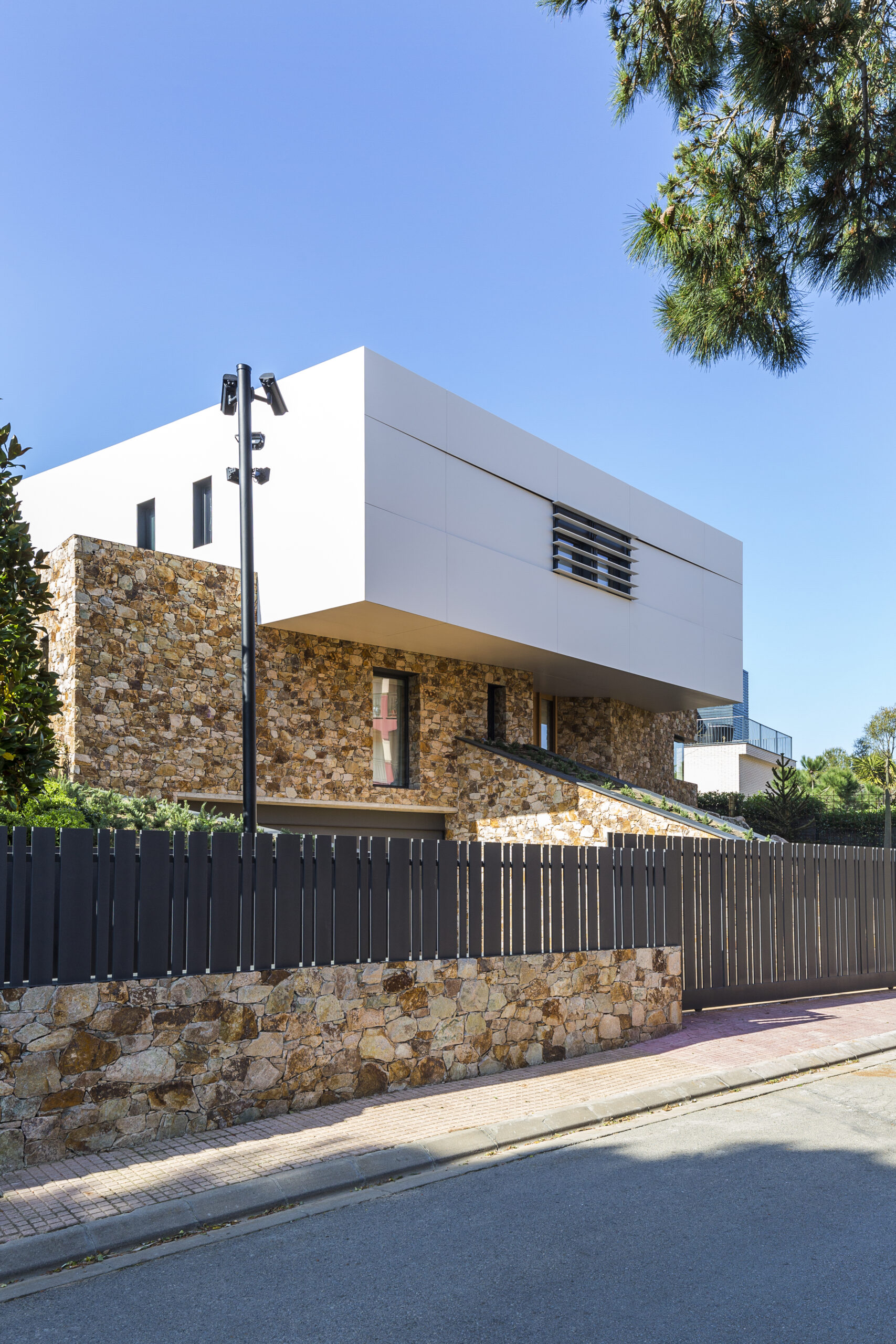 THESIZE SURFACES - NEOLITH Almassora - Castellón - Spain