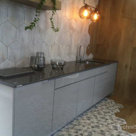 Blat de bucatarie QUARTZ CRYSTAL ANTRACITE PURE